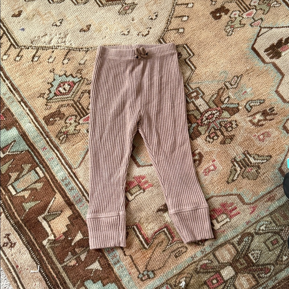 Zara kids // ribbed leggings
